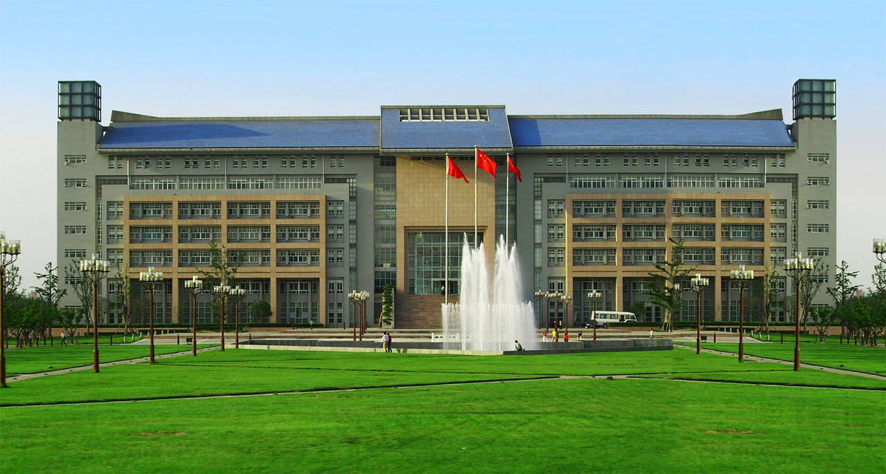 郑州大学新校区(图1)